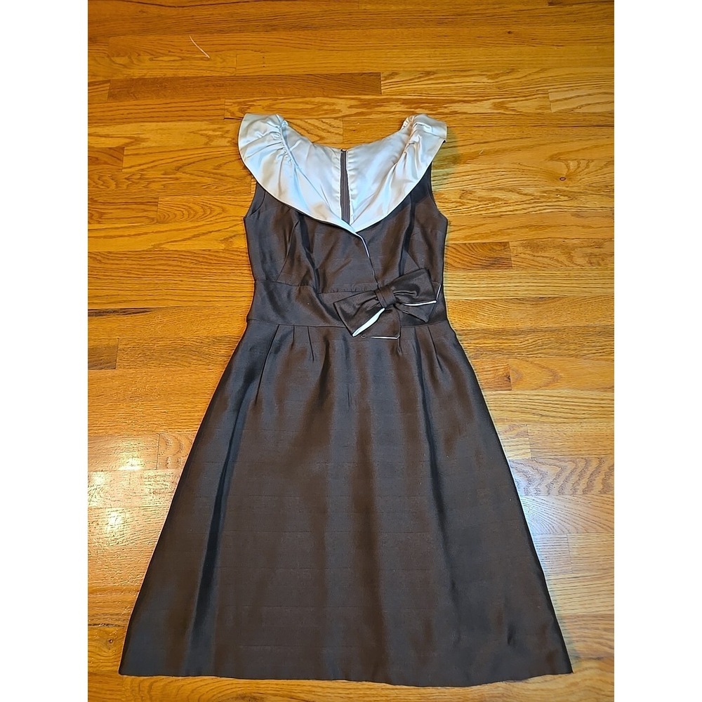 Vtg 60' A Line Front Twist Tuxedo Sleevless Pleated Dress Brown Ivory Cocktail